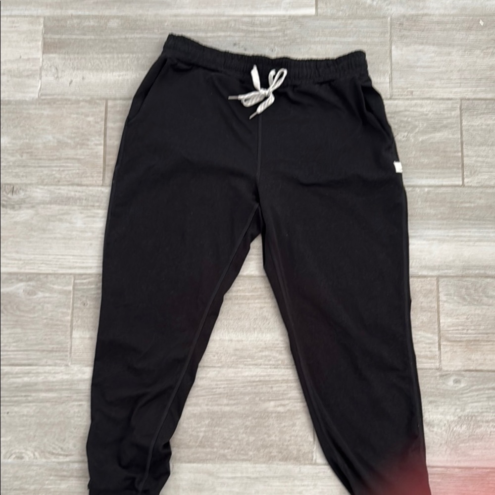 Vuori Black Jogger Pants-S